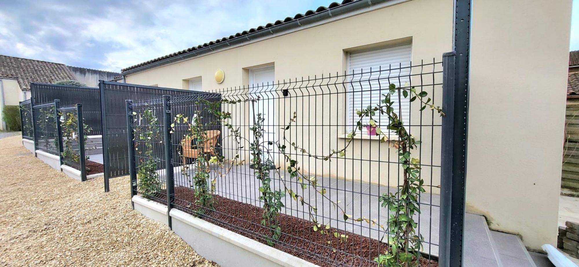 Residences Les Sansonnets "Appartements & Studios" Jonzac Bagian luar foto