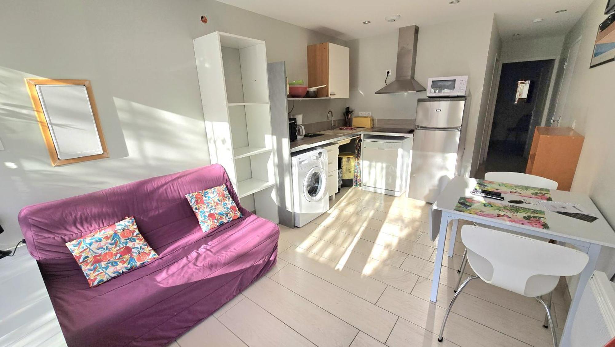 Residences Les Sansonnets "Appartements & Studios" Jonzac Bagian luar foto